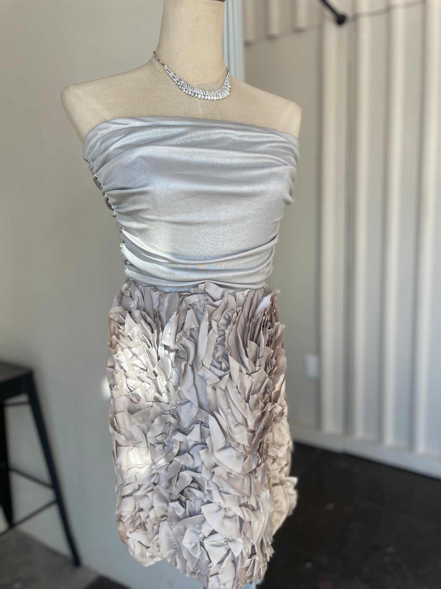 Vestido Corto Strapless